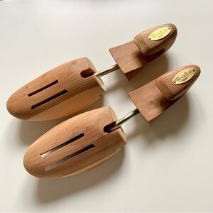 Vintage Woodlore Cedar Shoe Form